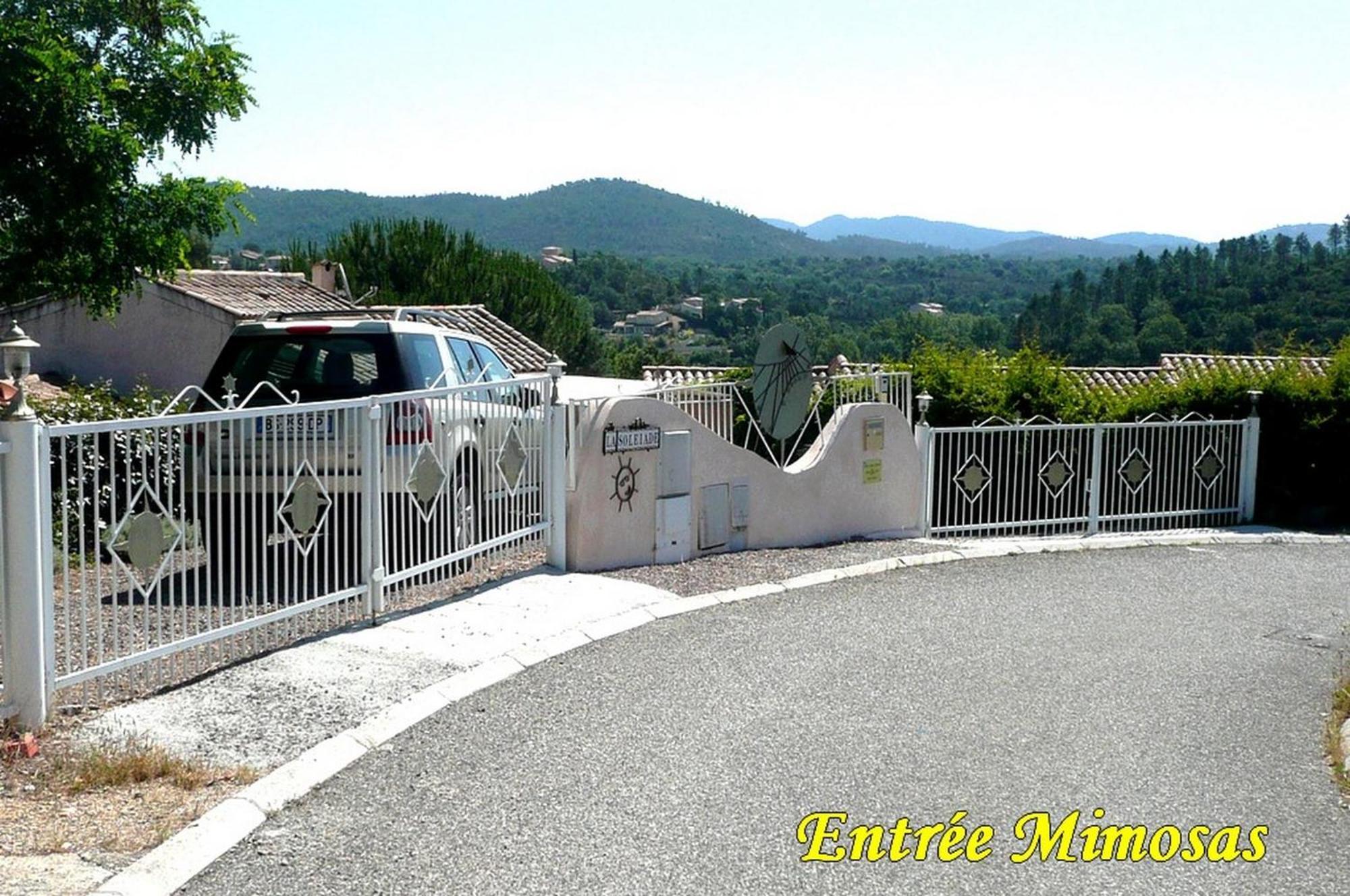 15Mn De Cannes, Villa La Soleiade , 3Gites 2-4 Pers Type T2, Climatises, Piscine, Au Lac De Saint-Cassien Var Montauroux Exterior foto
