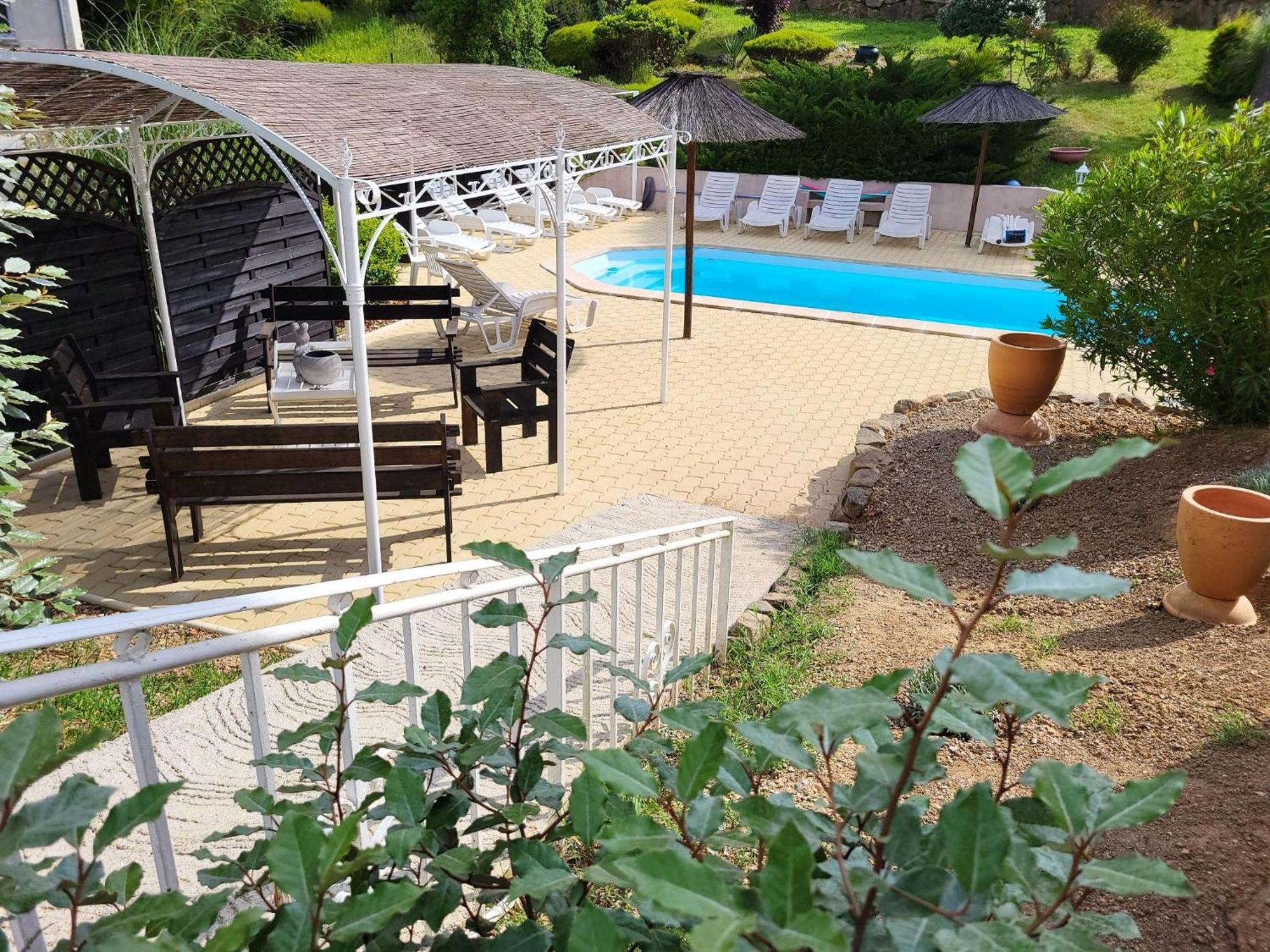 15Mn De Cannes, Villa La Soleiade , 3Gites 2-4 Pers Type T2, Climatises, Piscine, Au Lac De Saint-Cassien Var Montauroux Exterior foto