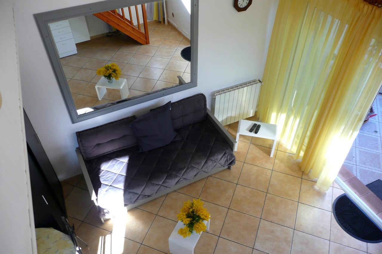 15Mn De Cannes, Villa La Soleiade , 3Gites 2-4 Pers Type T2, Climatises, Piscine, Au Lac De Saint-Cassien Var Montauroux Exterior foto