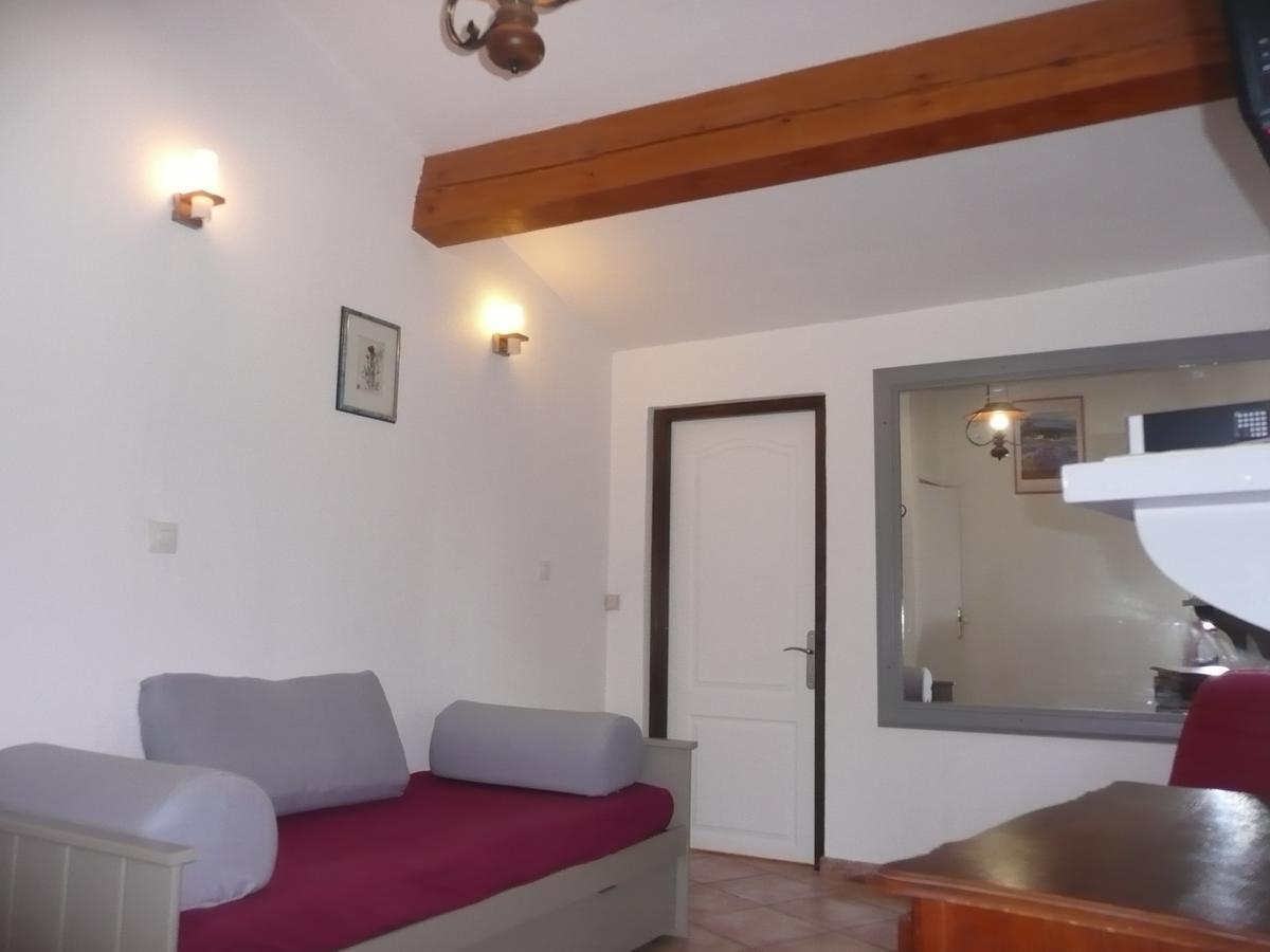 15Mn De Cannes, Villa La Soleiade , 3Gites 2-4 Pers Type T2, Climatises, Piscine, Au Lac De Saint-Cassien Var Montauroux Exterior foto